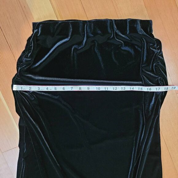 Old Navy large black velvet‎ maxi skirt ruched sides split hem goth romantic - Picture 8 of 11